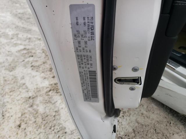 1C4PJMJXXKD160946 Jeep Cherokee Overland