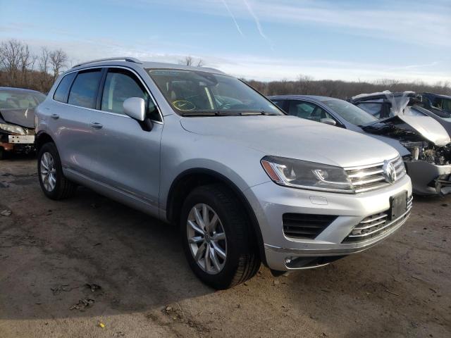 2017 VOLKSWAGEN TOUAREG SP WVGEF7BP1HD006980