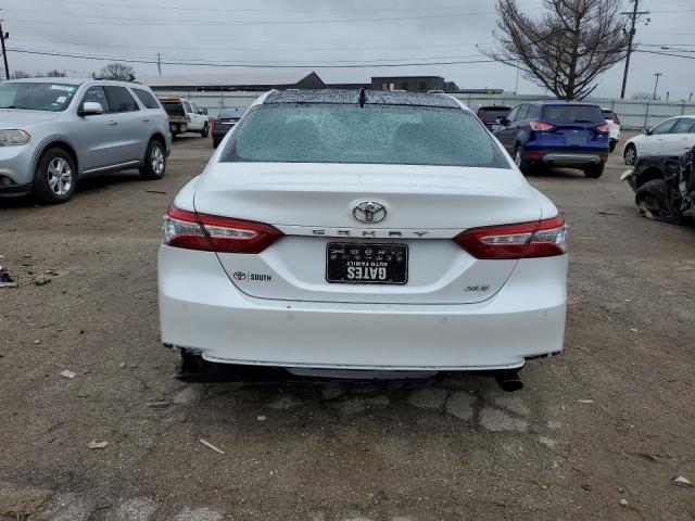 2018 TOYOTA CAMRY L - 4T1B11HK2JU052608