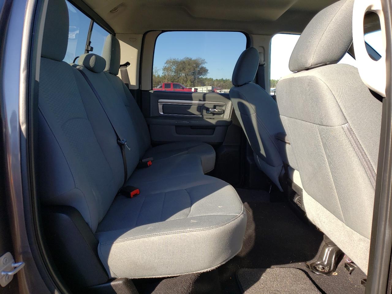 2019 RAM 1500 - Image 10