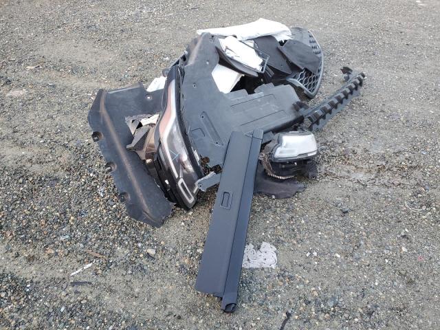 SALYL2RX9JA775634 Land Rover RANGEROVER