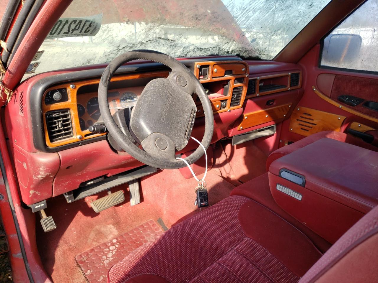 1994 DODGE RAM 1500 - 3B7HC16Y8RM560856