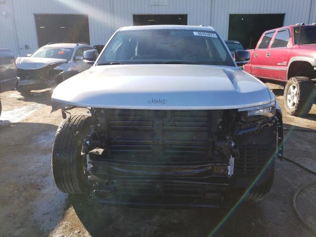 1C4RJGBG0N8570502 Jeep Grand Cherokee Limited