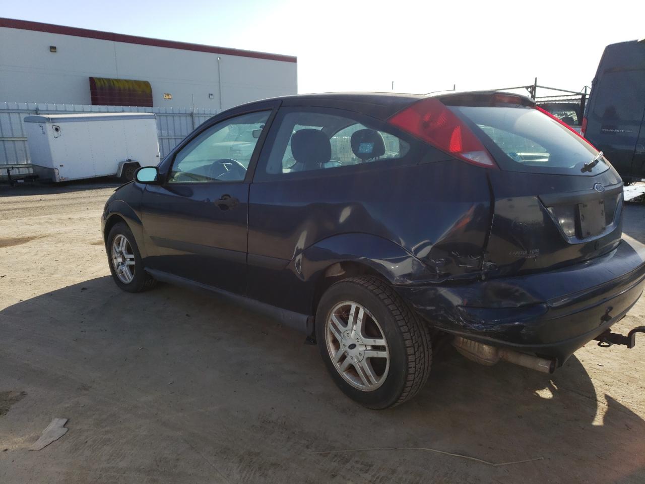 2000 FORD FOCUS ZX3 - 3FAFP3135YR247323