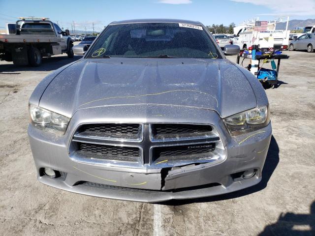 VIN WDDZF4KB6HA108761 2011 DODGE CHARGER no.5