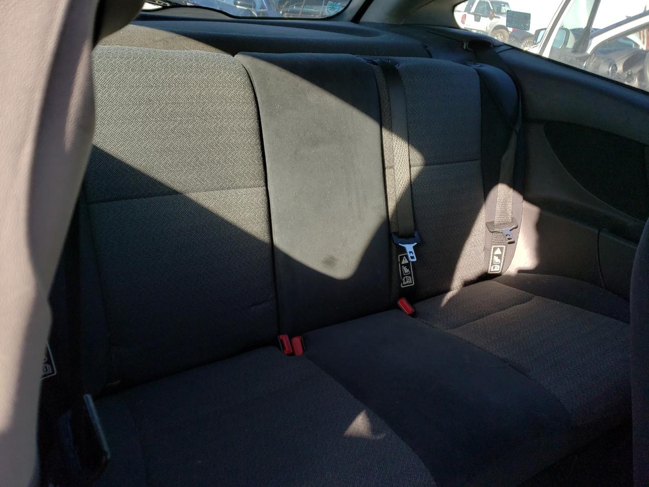 2000 FORD FOCUS ZX3 - 3FAFP3135YR247323