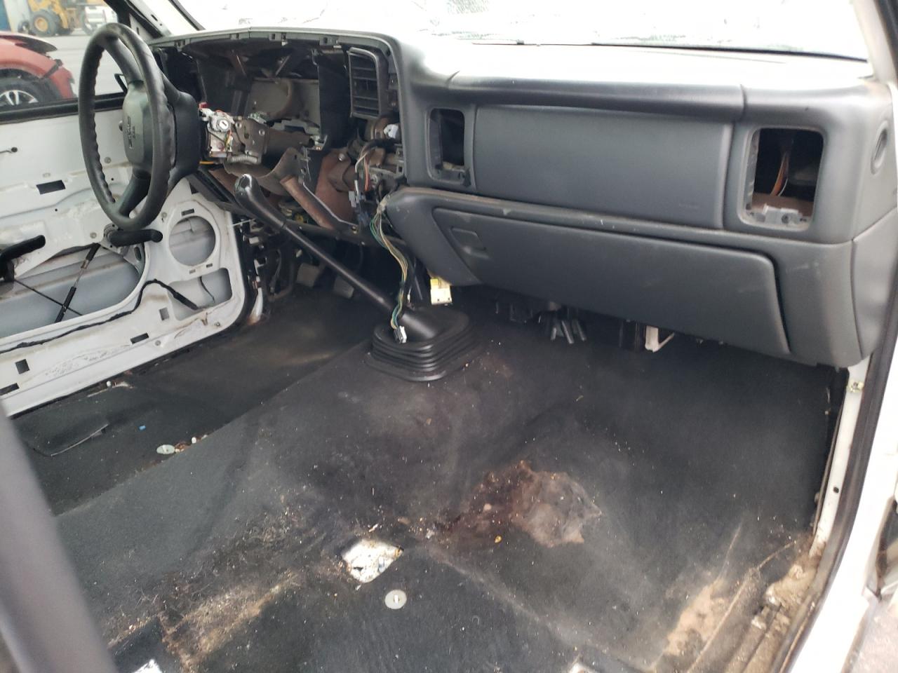 2002 GMC NEW SIERRA C1500 - 1GTEC14W82Z193028