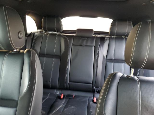 SALYL2RX9JA775634 Land Rover RANGEROVER