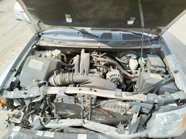 1GKES63M382116332 GMC Envoy Denali