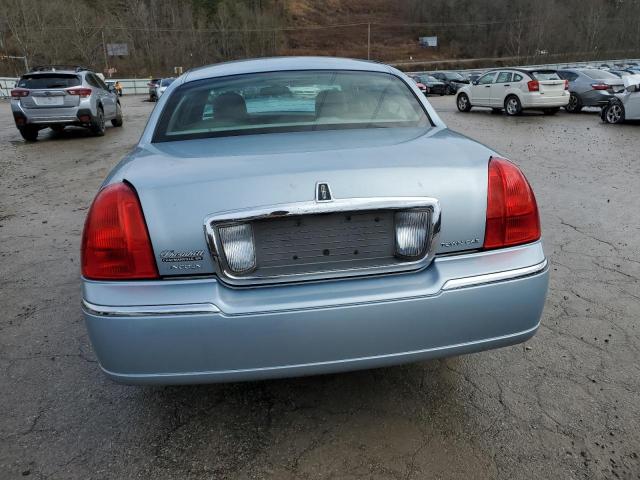 1LNHM82V57Y622129 Lincoln TOWNCAR