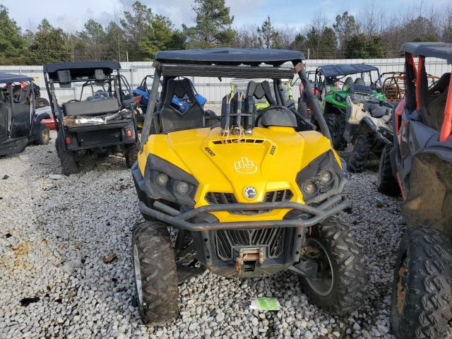 2016 CAN-AM COMMANDER - 3JBKKAP29GJ000090