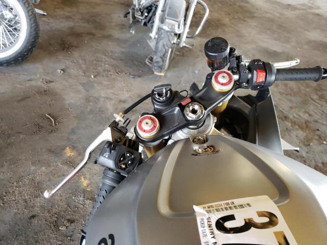 2021 APRILIA RSV4 1100 - ZD4KYUA01MS000322