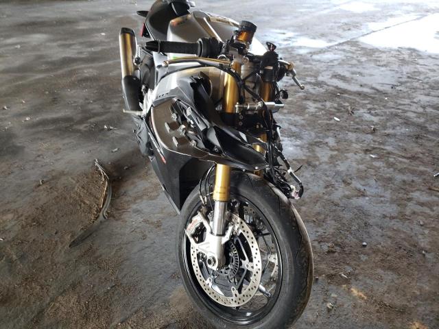 2021 APRILIA RSV4 1100 - ZD4KYUA01MS000322