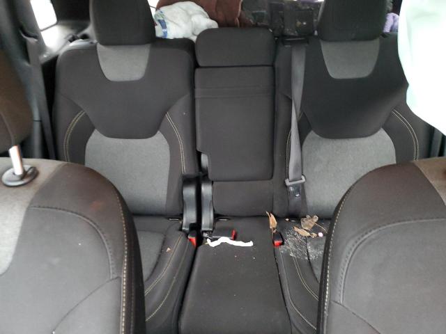 1C4PJLCS6EW103471 Jeep Cherokee Latitude
