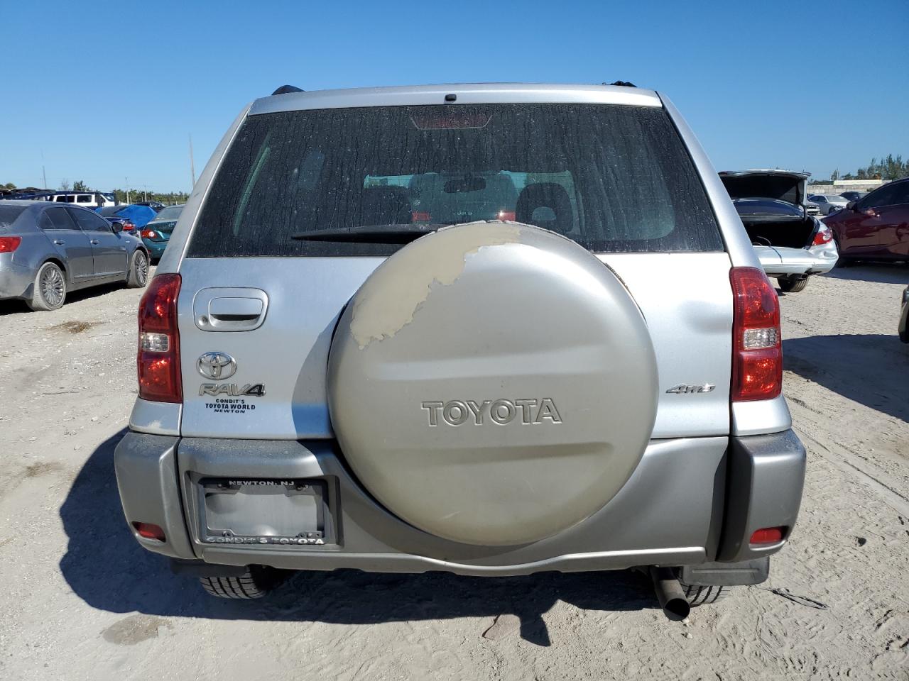 2005 TOYOTA RAV4 - JTEHD20V950050722