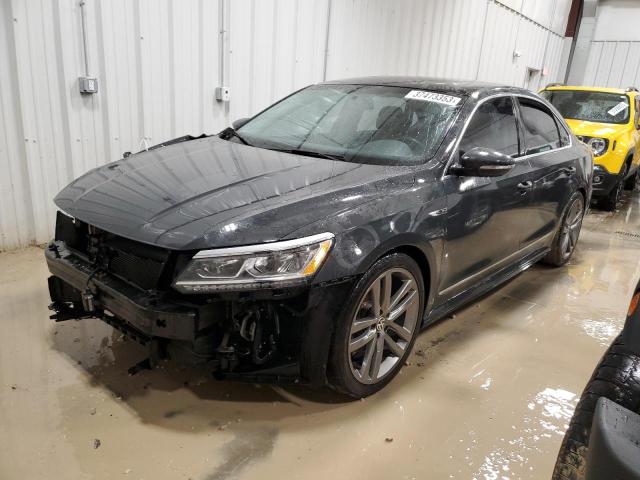 2017 VOLKSWAGEN PASSAT R-L 1VWDT7A39HC071733