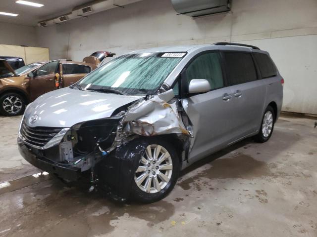 VIN 5TDJK3DC7DS066844 2013 TOYOTA SIENNA no.1