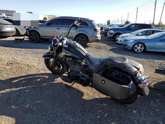 2018 HARLEY-DAVIDSON FLHC HERIT 1HD1YAJ1XJC072011
