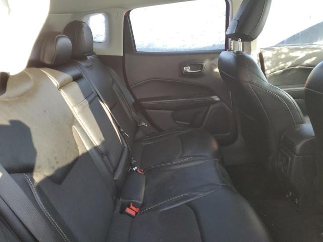 3C4NJDBB0JT457310 Jeep Compass Latitude