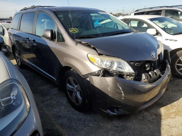 5TDKK3DC0DS404489 2013 TOYOTA SIENNA, photo no. 4