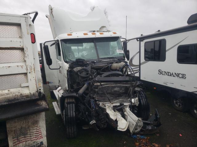 Salvage trucks for sale at Woodburn, OR auction: 2016 Freightliner Convention