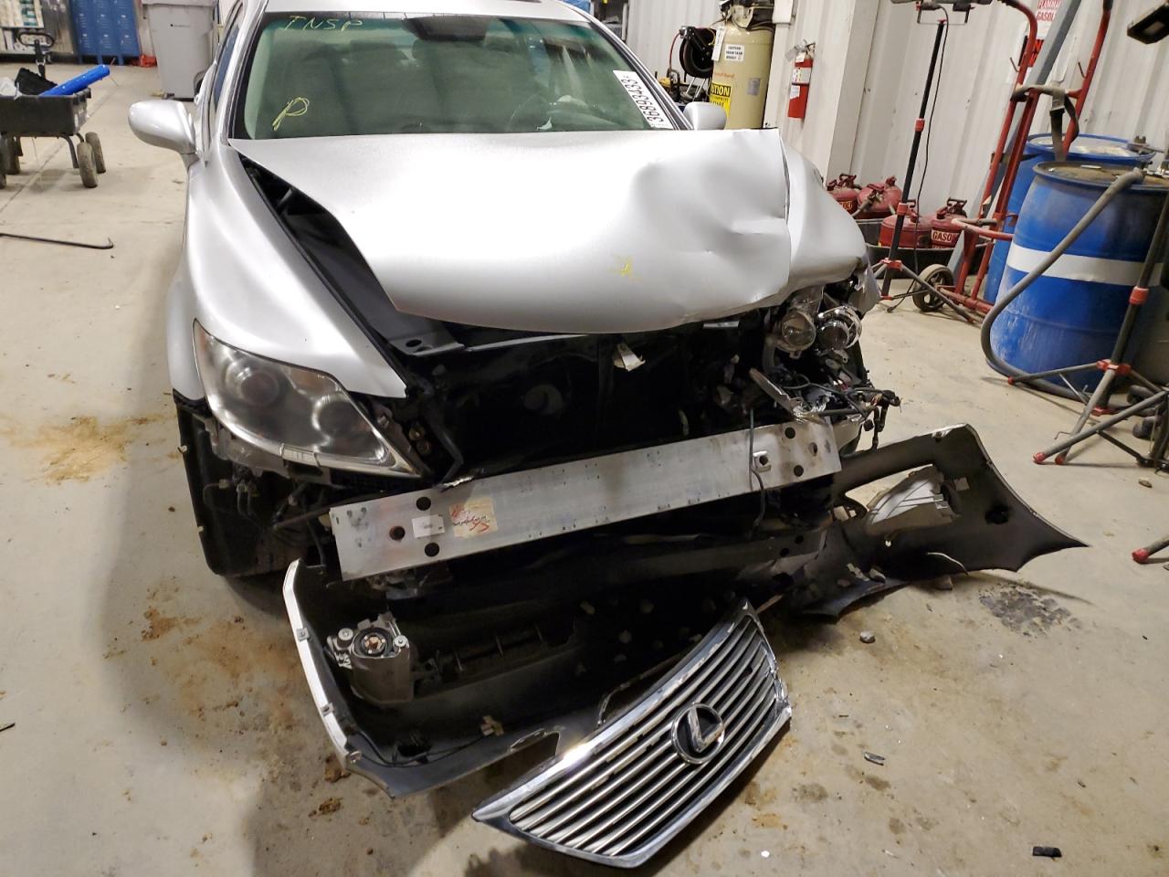 2007 LEXUS LS 460L - JTHGL46F275006810