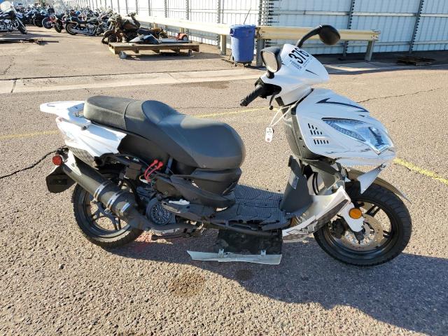 2022 YAMAHA MOTORCYCLE L5YTCKPV9N1141001