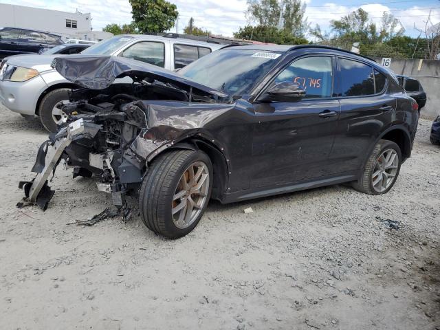 Alfa Romeo Stelvio salvage cars for sale: 2018 Alfa Romeo Stelvio Sport