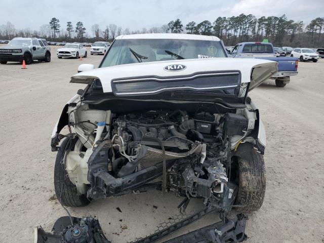 KNDJP3A51J7555611 KIA SOUL +