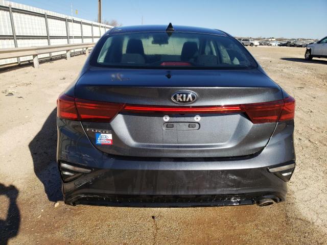 3KPF24AD5ME413266 KIA FORTE FE