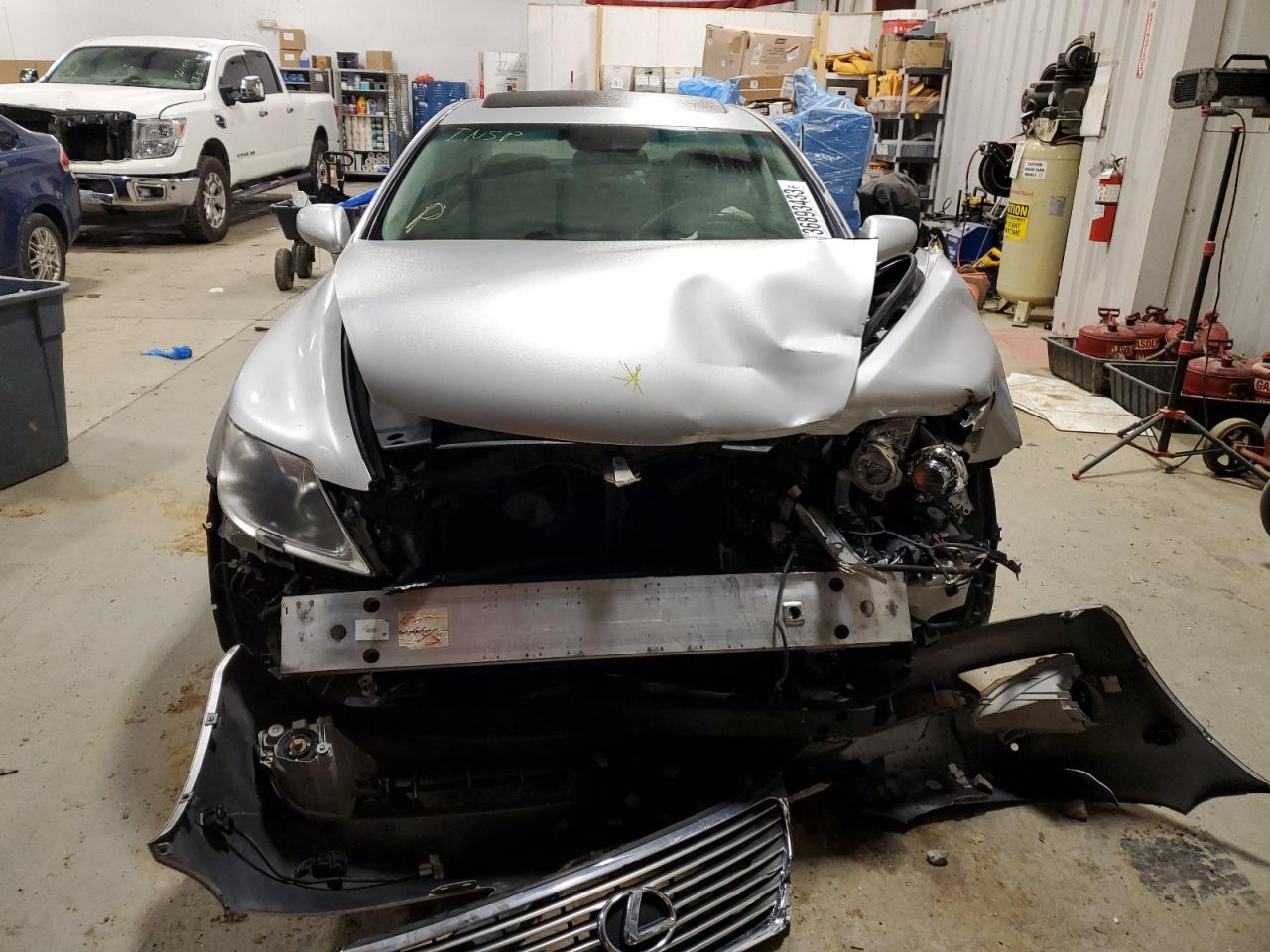 2007 LEXUS LS 460L - JTHGL46F275006810