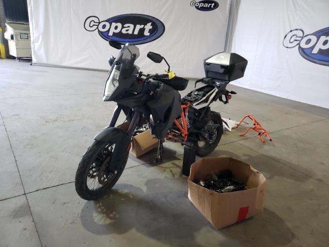 2018 KTM 1090 ADVEN VBKV49402JM985600