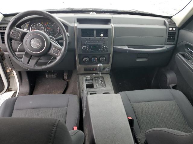 1C4PJMAK0CW116464 Jeep Liberty Sport