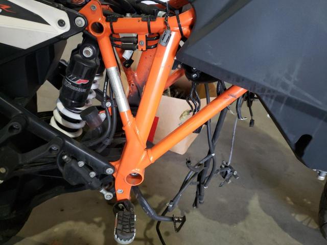 2018 KTM 1090 ADVEN VBKV49402JM985600