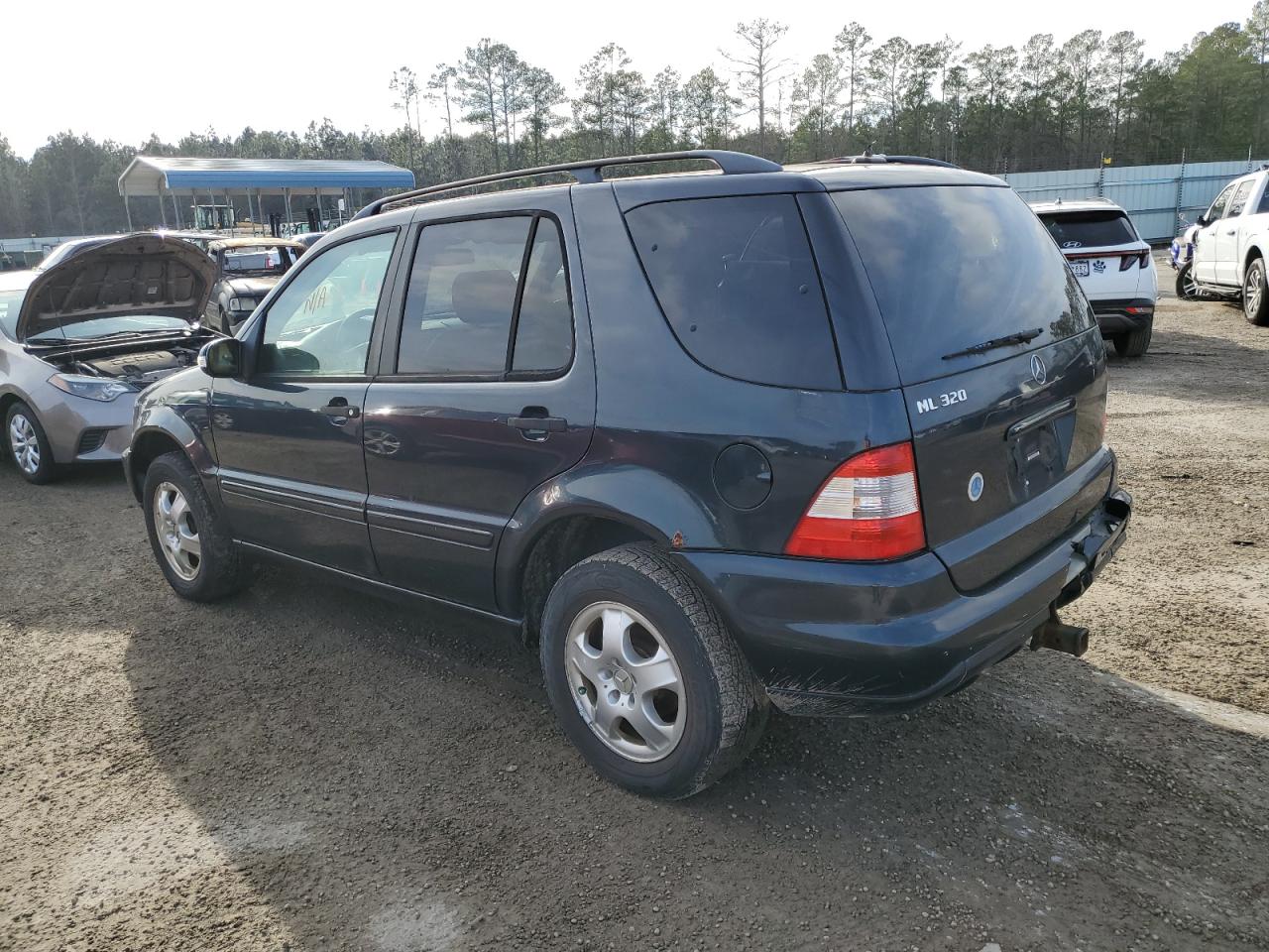 2002 MERCEDES-BENZ ML 320 - 4JGAB54E62A318568