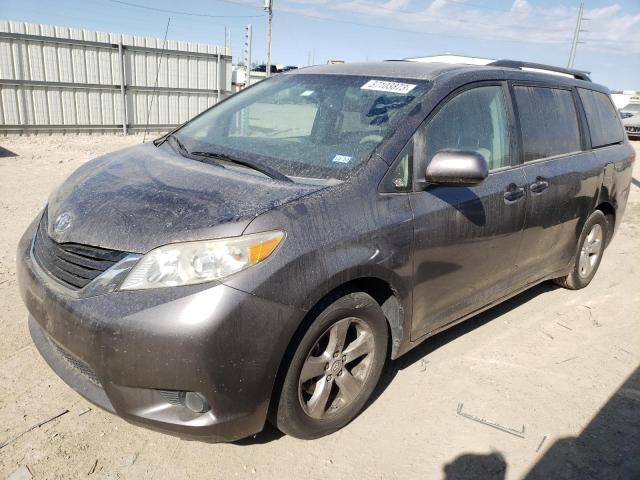 2013 Toyota Sienna LE