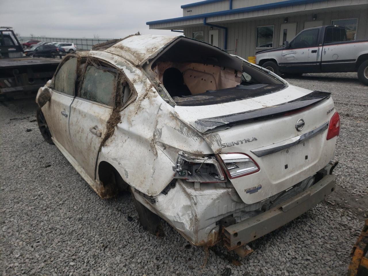 3N1CB7AP8HY340206 NISSAN SENTRA 2017