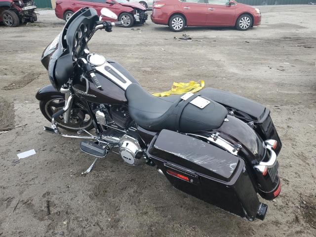 2011 HARLEY-DAVIDSON FLHX - 1HD1KBM16BB664516