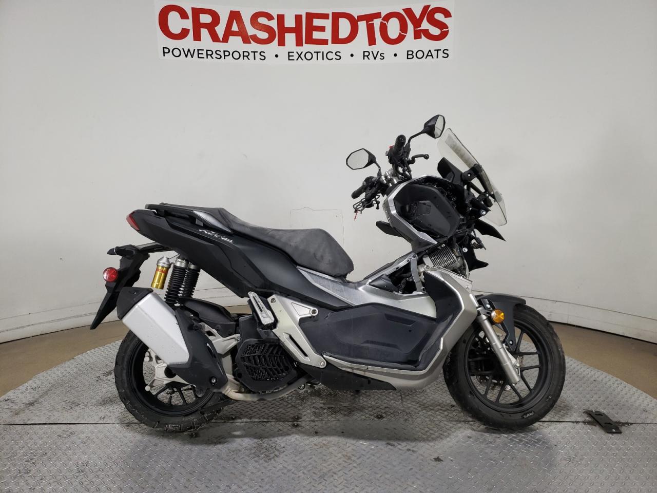MLHKF3850M5001423 HONDA ADV150 A 2021