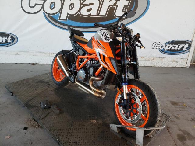 Salvage cars for sale from Copart Grand Prairie, TX: 2022 KTM 1290 Super Duke R