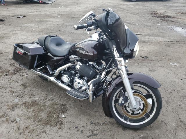 2011 HARLEY-DAVIDSON FLHX - 1HD1KBM16BB664516