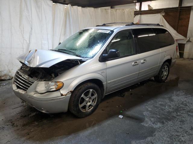 2005 Chrysler Town & Country Touring