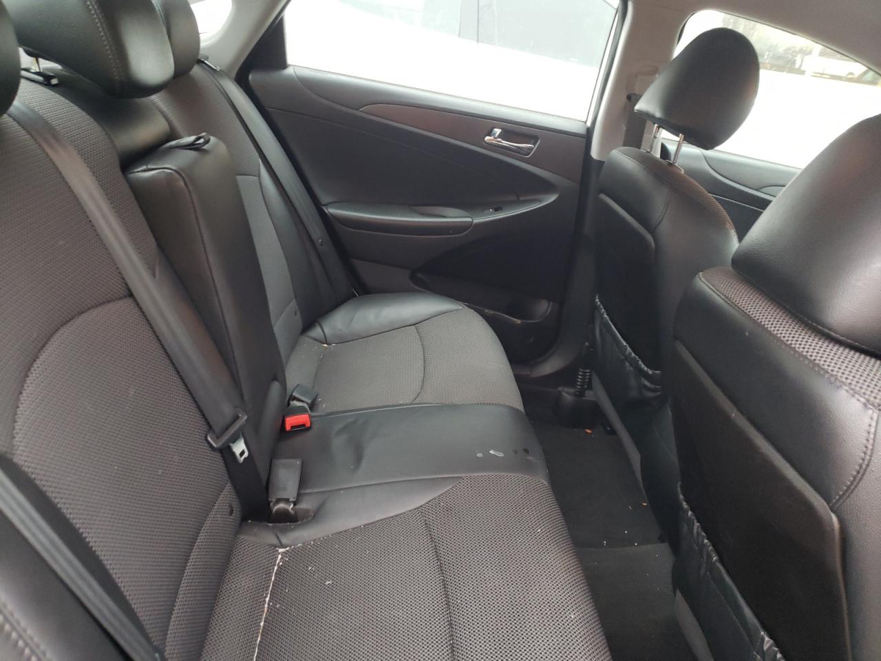 2013 HYUNDAI SONATA SE - 5NPEC4AC7DH627509