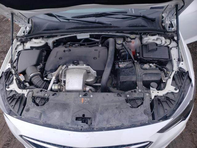 2019 BUICK REGAL ESSE W04GR6SX5K1050188