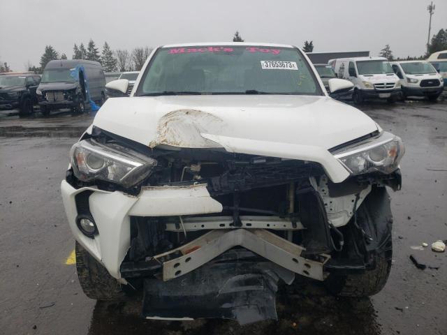 2017 TOYOTA 4RUNNER SR JTEBU5JR8H5432546