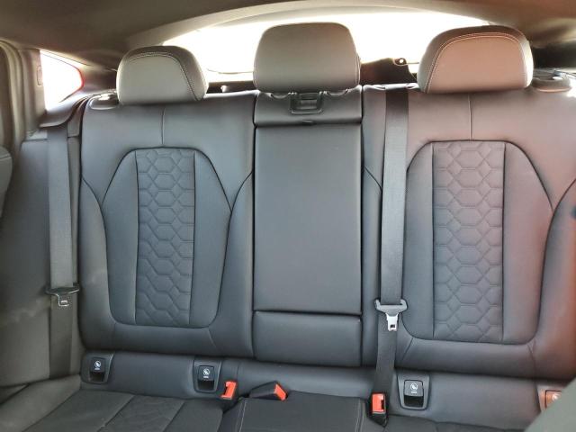 2022 BMW X4 M 5YM23EC04N9J37090