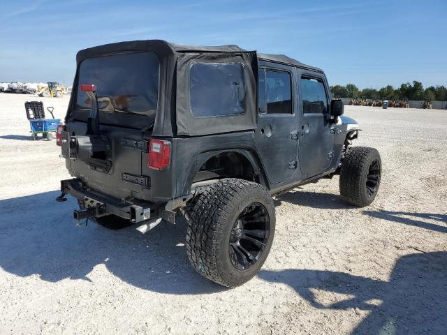 1C4BJWEG5DL568294 Jeep Wrangler Unlimited Sahara
