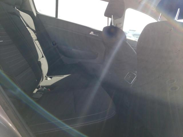KNDPMCAC4J7371894 KIA Sportage Lx