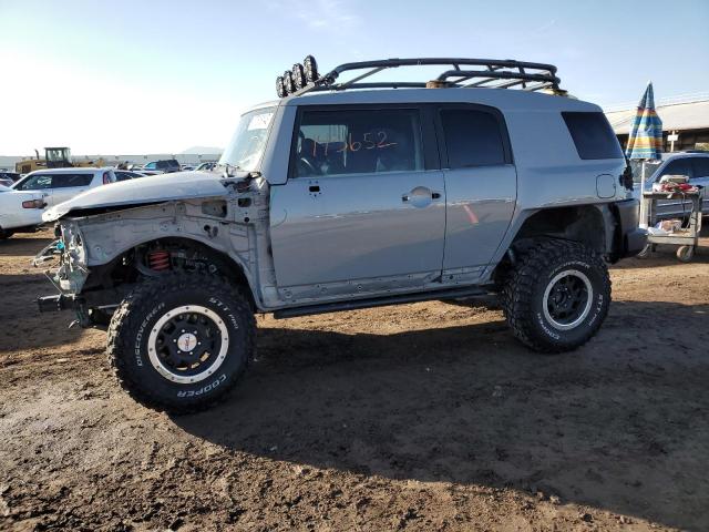 2013 Toyota FJ Cruiser 