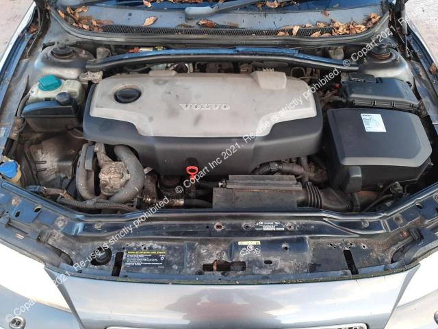 YV1SW714172663130 Volvo V70 D5 Se